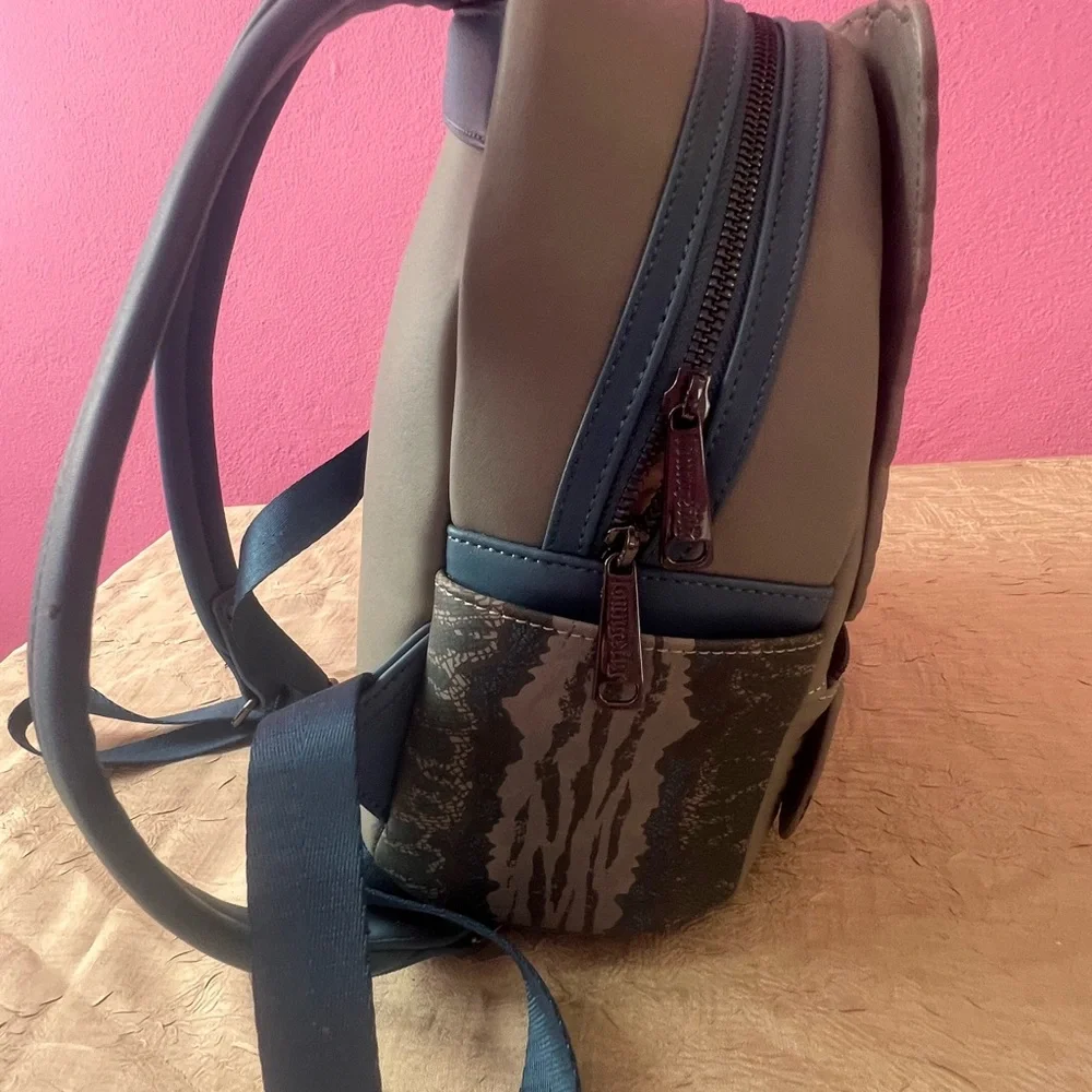 🦖 Rare Loungefly x Funko Pop! Jurassic World “Blue” Velociraptor Mini Backpack 🦖